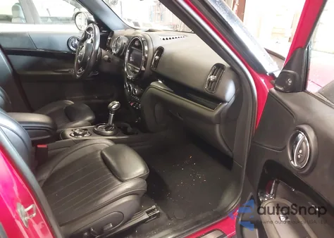 2019 Mini Countryman Cooper S z USA, uszkodzony, nr VIN WMZYT5C56K3J87650